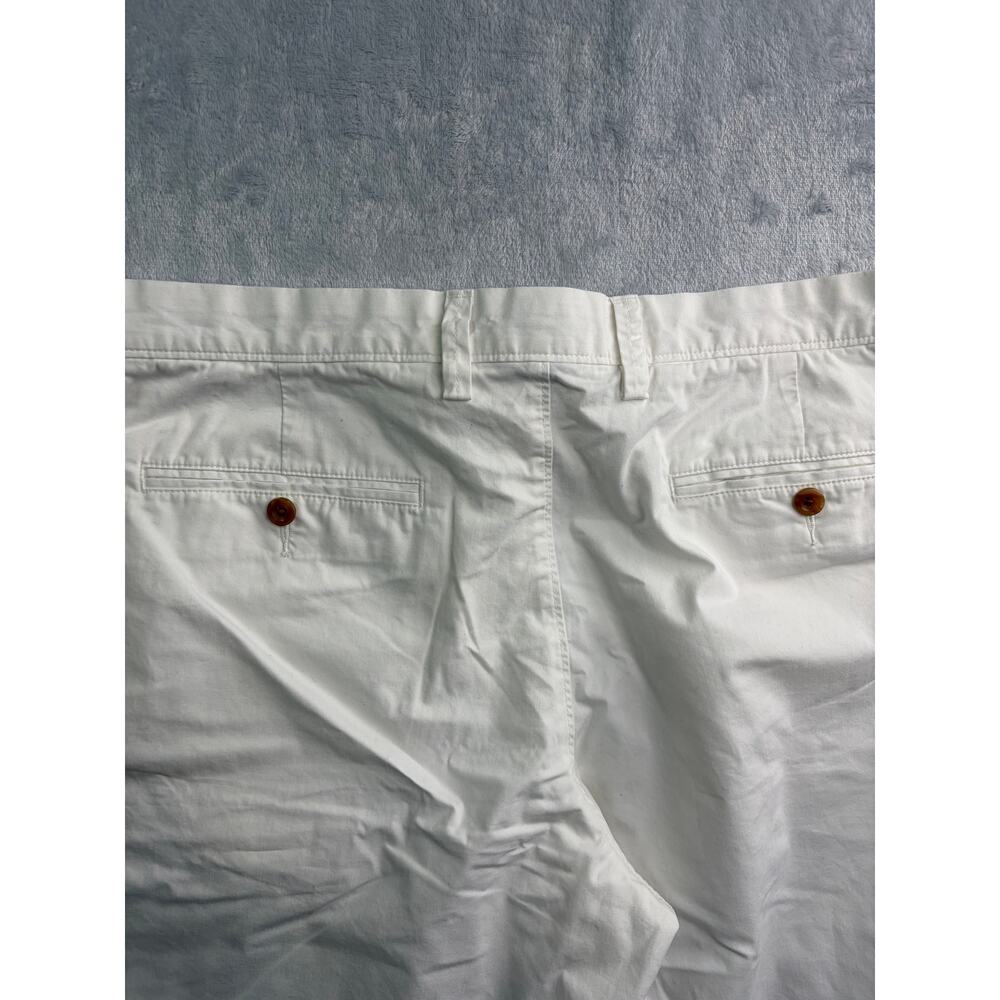 J.Crew Club Men's White Chino Shorts - Size 35W - Classic Summer Casual - Picture 8 of 9